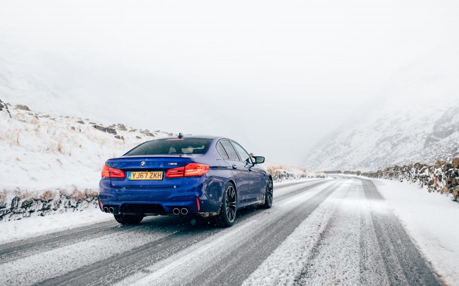  BMW M5 (F90) 2018 года  (UK) (фото 8 из 40)